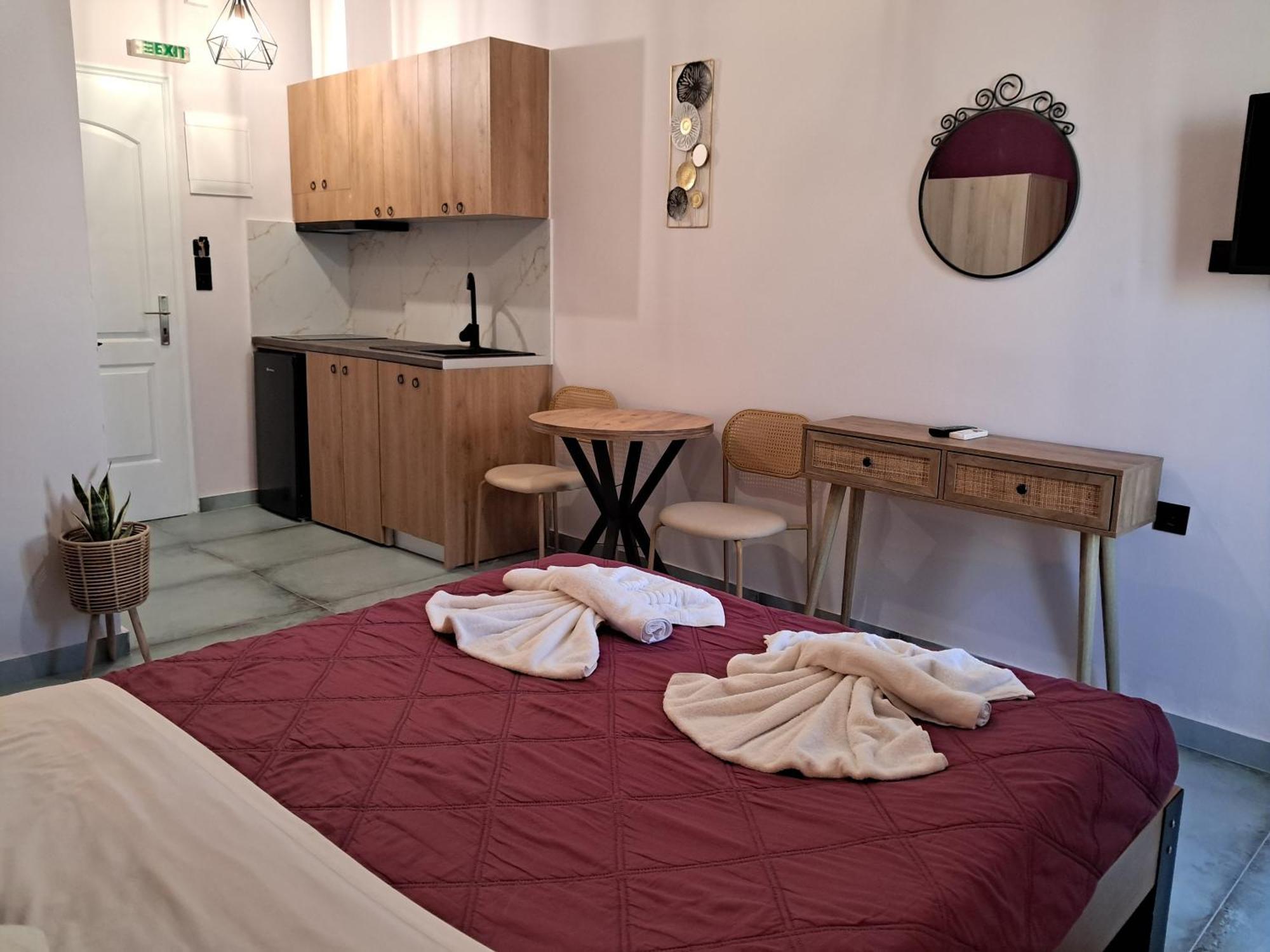Poppy Beloni Aparthotel Khania Eksteriør bilde