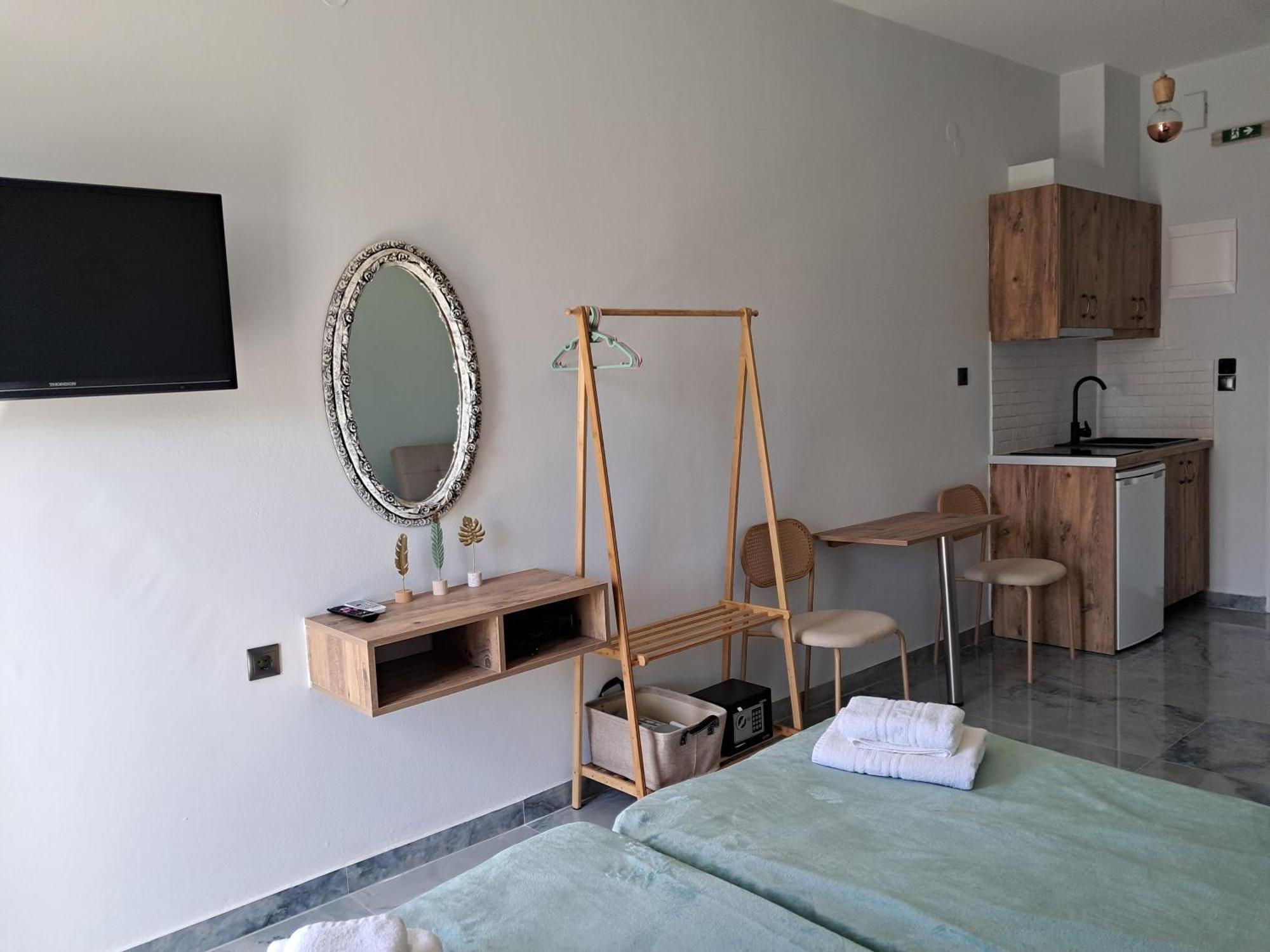Poppy Beloni Aparthotel Khania Eksteriør bilde