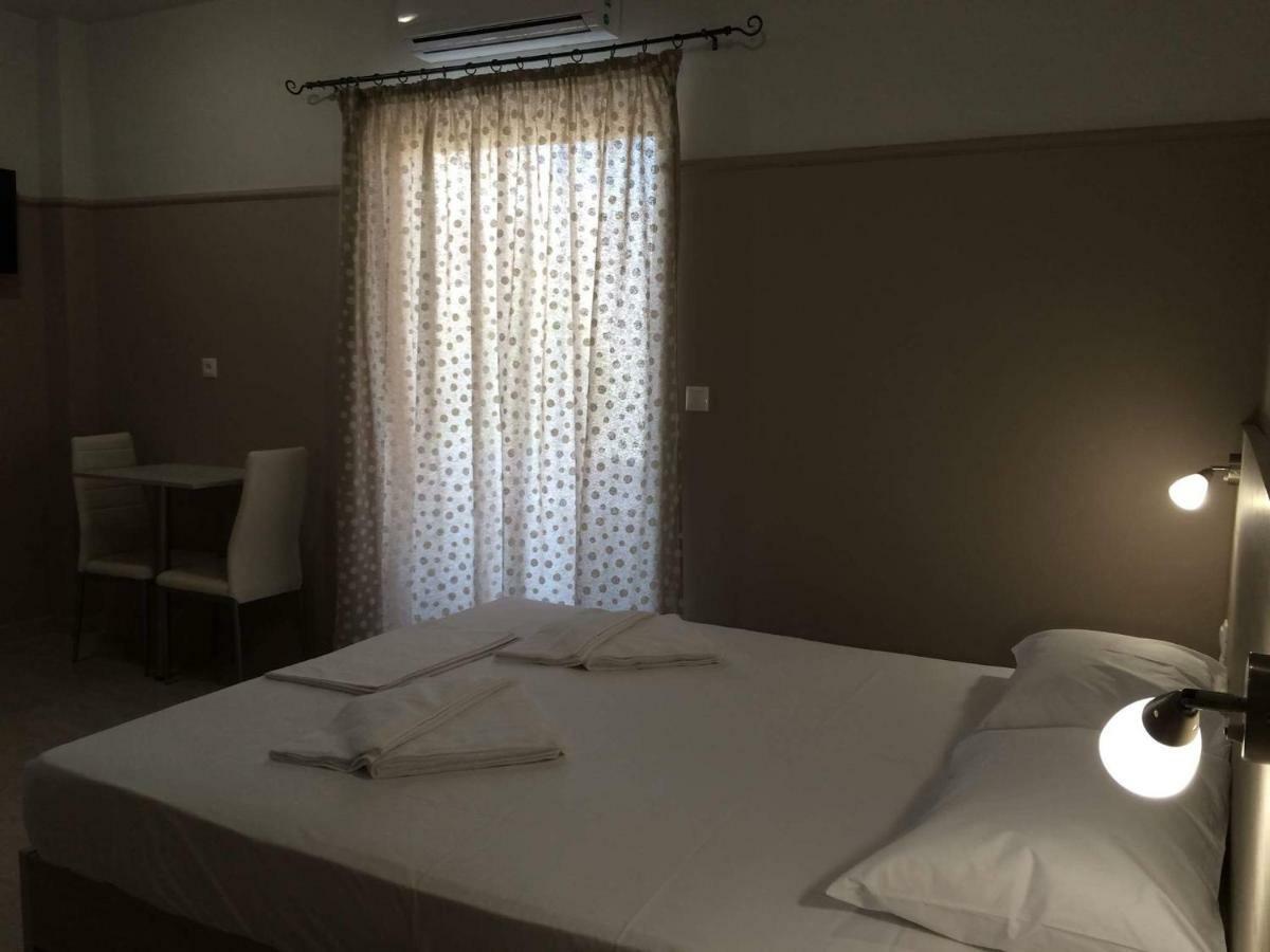 Poppy Beloni Aparthotel Khania Eksteriør bilde